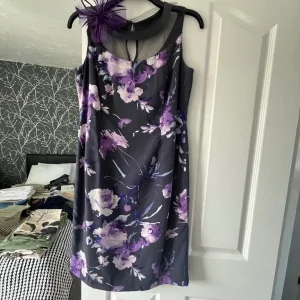 Jacques vert dress size 12 - Image 3