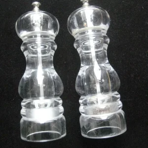 Nearly New Clear Acrylic Salt and Pepper Grinder Mill Set for £8.00