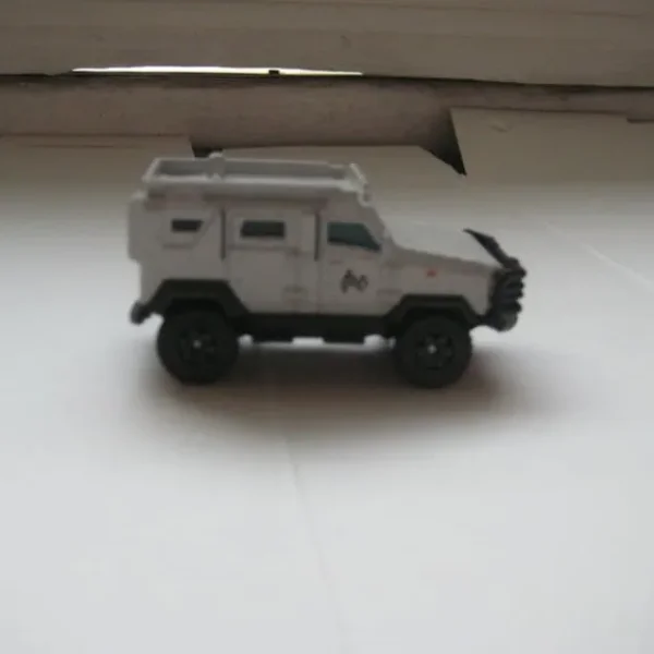 Jurassic World 10 Matchbox Diecast Metal Textron Tiger Armoured Vehicle for £5.00