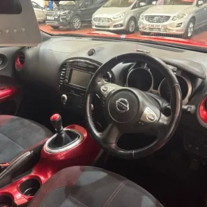 2015 Nissan Juke ACENTA PREMIUM DIG-T Hatchback Petrol Manual - Image 6