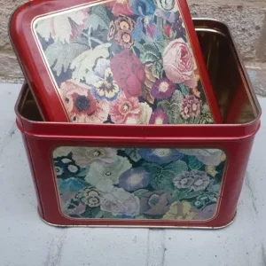 Large Clean Biscuit Tin Old Collectable St Michaels Cakes Can Roses Flowers - Image 2