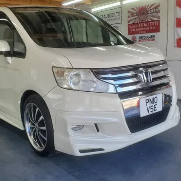 Honda stepwagon spada white body style kit fresh japanese import new tyres 2010