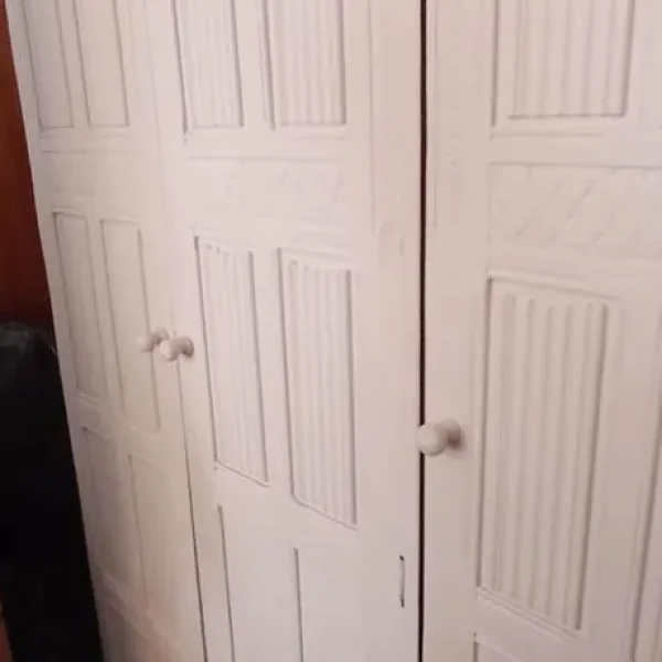 Old charm solid wood wardrobe