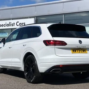 2023 Volkswagen Touareg V6 R-Line Tech Plus 3.0 TDI 286PS 4MOTION 8-speed Auto Tiptronic 5 Door E... - Image 3