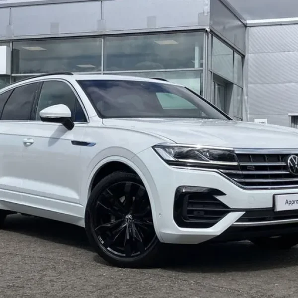 2023 Volkswagen Touareg V6 R-Line Tech Plus 3.0 TDI 286PS 4MOTION 8-speed Auto Tiptronic 5 Door E...
