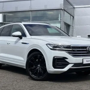 2023 Volkswagen Touareg V6 R-Line Tech Plus 3.0 TDI 286PS 4MOTION 8-speed Auto Tiptronic 5 Door E...