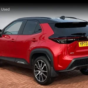 2023 Toyota Yaris Cross 1.5 Hybrid GR Sport 5dr CVT Hybrid Estate Estate Hybrid Automatic - Image 4