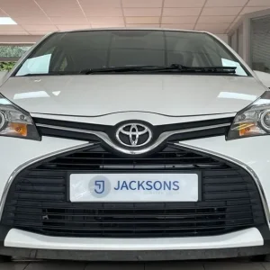 2015 Toyota Yaris 1.33 Dual VVT-i Icon Hatchback 5dr Petrol Manual Euro 5 Euro 5 (99 ps) Hatchbac... - Image 5