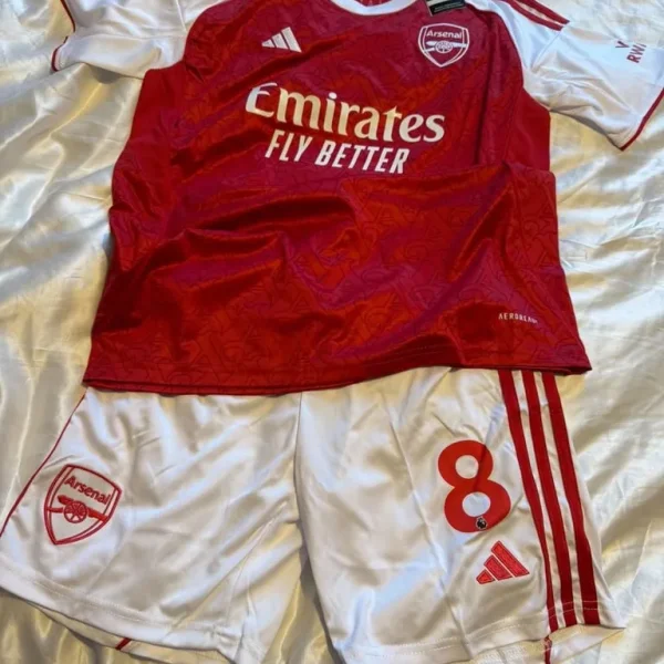 Arsenal size 28 12 years old 152cm no 8 Odegaard kit