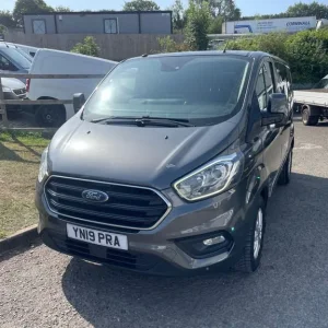 2019 Ford Transit Custom 2.0 EcoBlue 130ps Low Roof D/Cab Limited 6 seat Van Crew Van Diesel Manual - Image 2