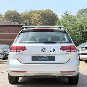 2016 Volkswagen Passat 2.0 TDI BlueMotion Tech SE DSG Euro 6 (s/s) 5dr ESTATE Diesel Automatic - Image 8