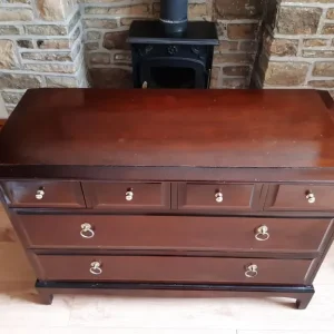 Stag Minstrel Chest of Drawers, 4-Over-2 Drawers - Image 2