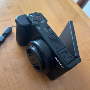 Sony digital camera ZV-1F - Image 3