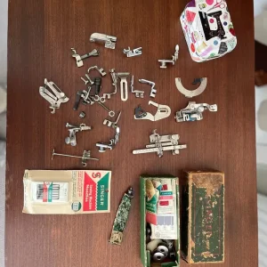 Vintage singer 201K sewing machine - Image 5