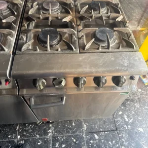 Gas cooker 6 and 4 burner with oven - Image 3