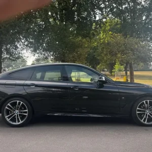 2017 BMW 3 Series 320d [190] M Sport 5dr Step Auto [Business Media] HATCHBACK DIESEL Automatic - Image 2