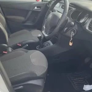 2014 Citroen C3 1.0 VTi VTR+ Euro 5 5dr HATCHBACK Petrol Manual - Image 5