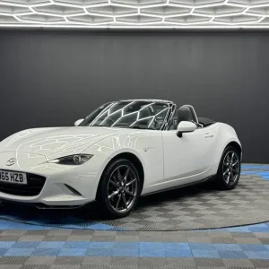 2016 Mazda MX-5 2.0 Sport Nav 2dr Convertible Petrol Manual - Image 3