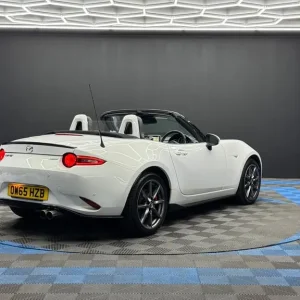 2016 Mazda MX-5 2.0 Sport Nav 2dr Convertible Petrol Manual - Image 5