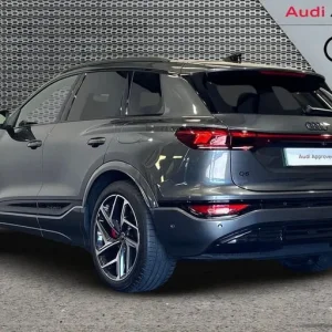 2025 Audi Q6 e-tron Q6 SUV Edition 1 e-tron quattro 285,00 kW ESTATE Electric Automatic - Image 4