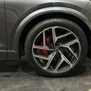 2025 Audi Q6 e-tron Q6 SUV Edition 1 e-tron quattro 285,00 kW ESTATE Electric Automatic - Image 6