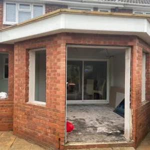 Builder and Decorator – Tiling, Flooring, Kitchens, Bathrooms