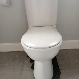Low flush toilet - Image 3