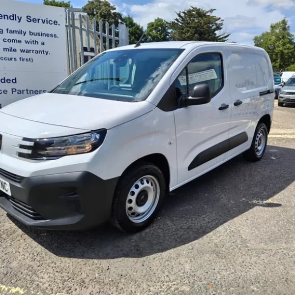 2024 Peugeot Partner BLUEHDI PROFESSIONAL L1 Panel Van Diesel Manual