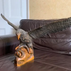 Hand crafted wooden eagle from 1960's/1970's - life size - Image 3