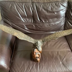 Hand crafted wooden eagle from 1960's/1970's - life size - Image 4