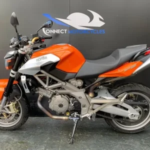 Aprilia SL 750 SHIVER FANTASTIC LOW MILEAGE BIKE - Image 2