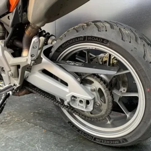 Aprilia SL 750 SHIVER FANTASTIC LOW MILEAGE BIKE - Image 8