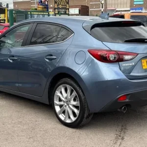 2015 Mazda Mazda3 2.0 SKYACTIV-G Sport Nav Euro 5 (s/s) 5dr Hatchback Petrol Manual - Image 6