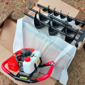 Petrol auger