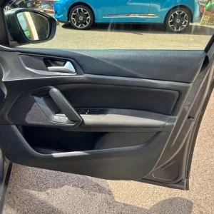 2017 Peugeot 308 S/S SW ACCESS Estate Petrol Manual - Image 6