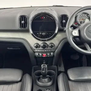 2022 MINI Countryman 2.0 Cooper S Exclusive 5dr Auto Petrol Hatchback Hatchback Petrol Automatic - Image 4