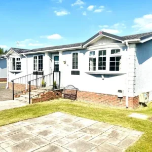 Evolution New Royal in York - Lodge / Caravan - Image 4