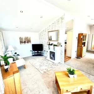 Evolution New Royal in York - Lodge / Caravan - Image 7