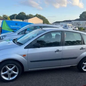 Ford, FIESTA, Hatchback, 2008, Manual, 1242 (cc), 5 doors - Image 2