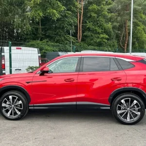 2025 MG MG HS 1.5 T-GDI Trophy SUV 5dr Petrol DCT Euro 6 (s/s) (169 ps) SUV PETROL Automatic - Image 6