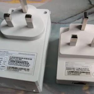 TP-LINK TL-WPA4220 KIT AV600 Powerline 300M Wi-Fi Extender Signal Booster - Image 2