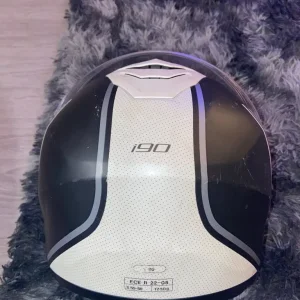 HJC 190 helmet - Image 5