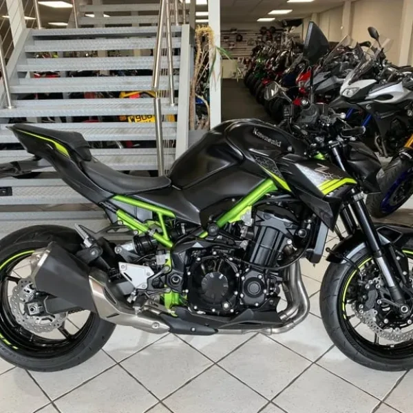 Kawasaki Z900 2021