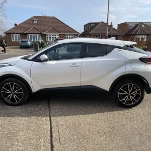 2019 Toyota C-HR 1.2L Petrol Manual 5-door Hatchback - Image 7