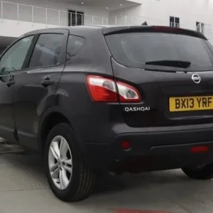 2013 Nissan Qashqai 1.5 dCi Acenta 2WD Euro 5 5dr HATCHBACK Diesel Manual - Image 3