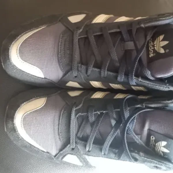 Mens Adidas trainers