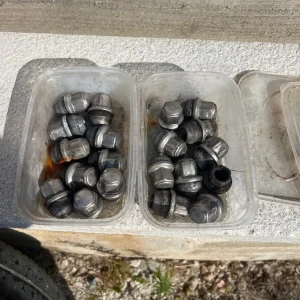 Genuine transit custom 16 inch alloy wheels - Image 6