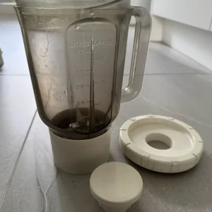 Vintage Kenwood Chef Stand Mixer – Classic Retro A901- Liquidiser - Attachments A - Image 4