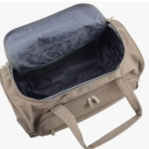 Wheeled Duffle Bag - Image 3