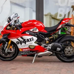 Ducati V4 S BARNI WSBK CAMIER REP ! LOW MILES ! STUNNING - Image 7
